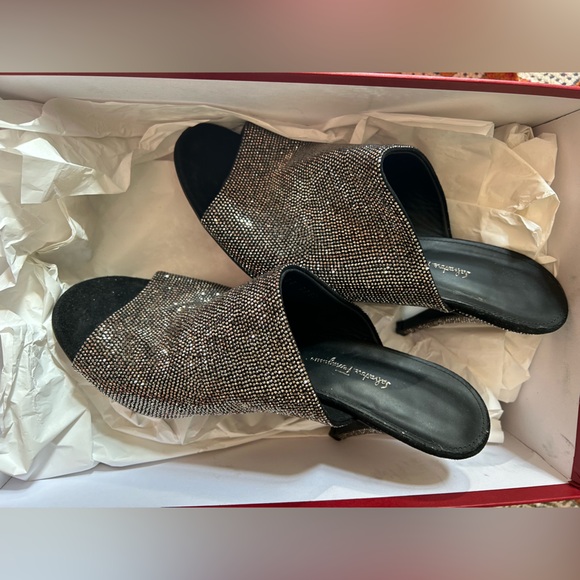 Salvatore Ferragamo sandals - size 9 - Picture 4 of 11